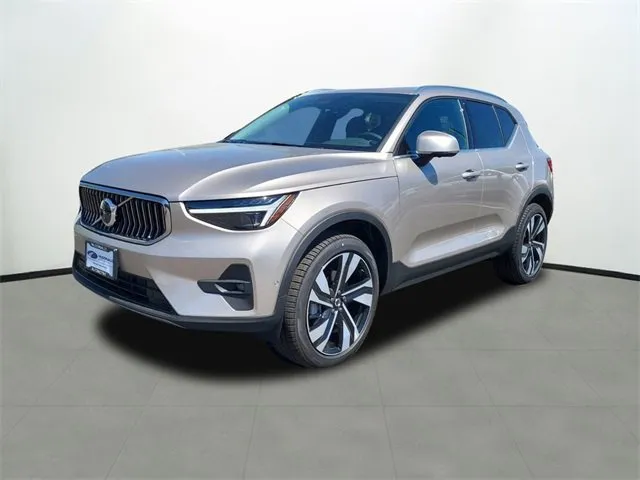 New 2024 Volvo S60 B5 Core w/ Climate Package