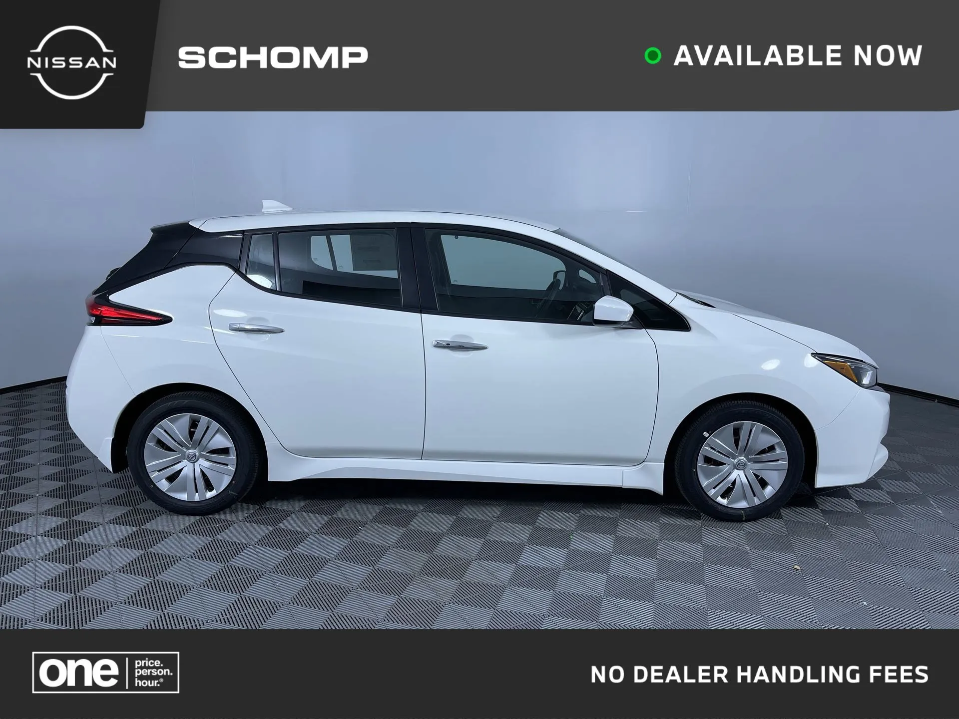 New 2024 Nissan Kicks SR w/ Interior Electronics Package