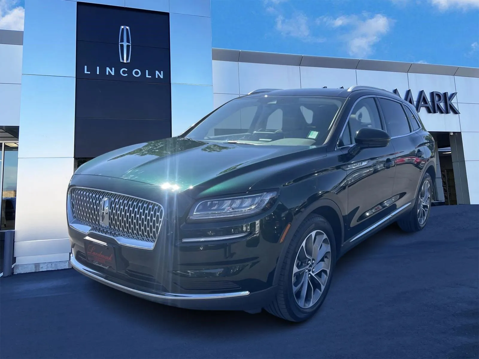 Certified 2021 Lincoln Nautilus Reserve w/ Cargo Utility Package