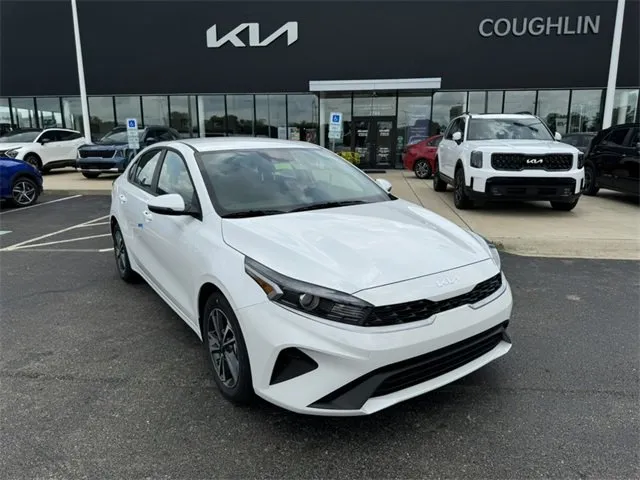 New 2024 Kia Seltos LX