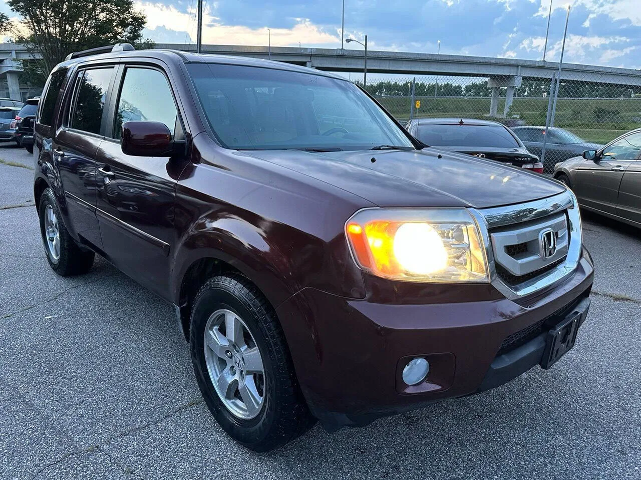Used 2014 Chrysler Town & Country Touring