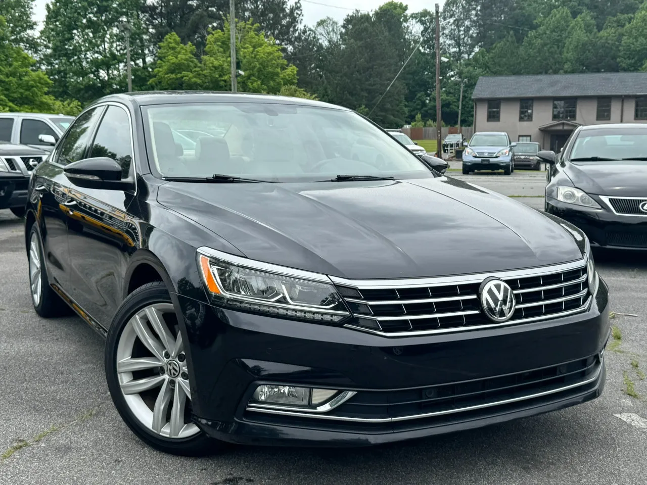 Used 2014 Chrysler Town & Country Limited w/ Luxury Group