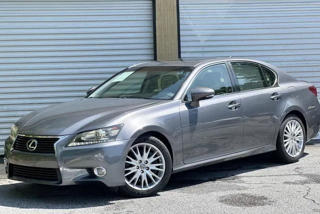 Used 2018 Toyota Camry LE
