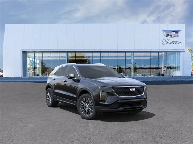 New 2025 Cadillac CT4 Luxury
