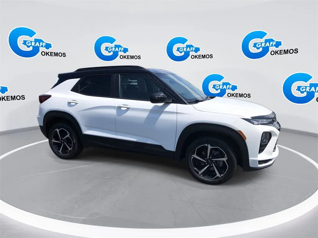 Used 2021 Chevrolet Equinox LT