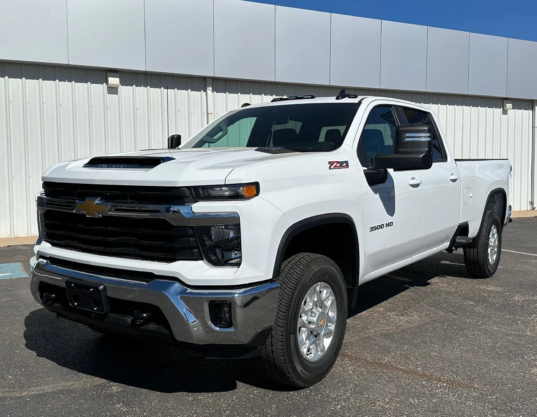 New 2024 Chevrolet TrailBlazer LT w/ LT Cold Weather Package