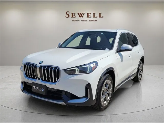 New 2024 BMW X3 xDrive30i w/ Premium Package