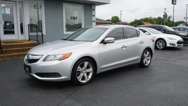 Used 2018 Toyota Corolla LE