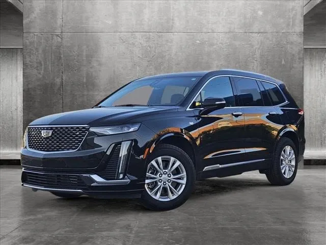 New 2024 Cadillac XT4 Premium Luxury