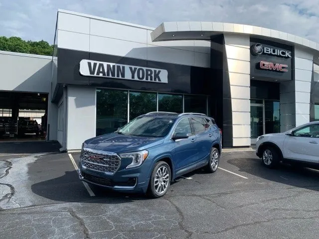 New 2024 GMC Terrain SLE w/ Driver Convenience Package