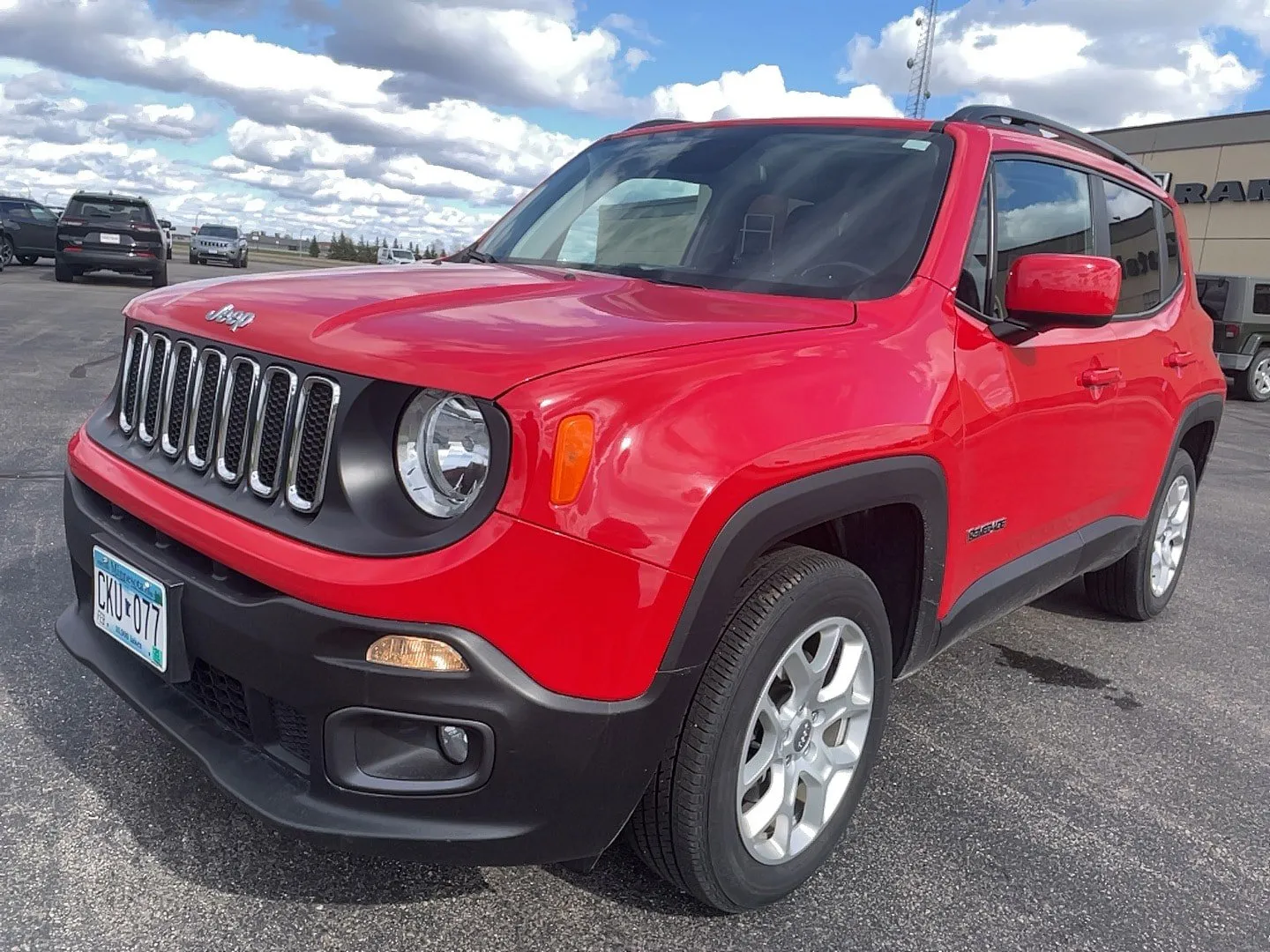 Used 2018 Jeep Renegade Latitude w/ Cold Weather Group