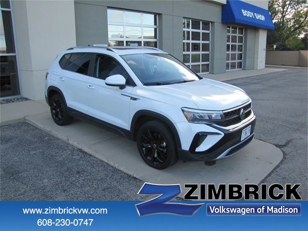 Certified 2021 Volkswagen Tiguan SE R-Line