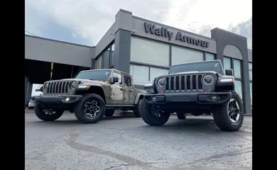 Wally Armour Chrysler Dodge Jeep RAM