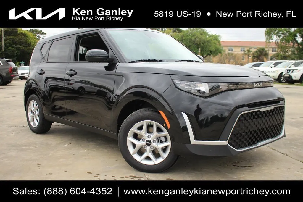 New 2024 Kia Soul LX w/ LX Technology Package