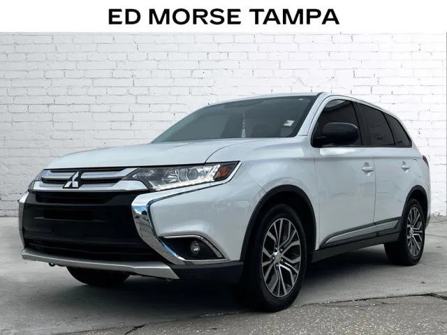 Used 2017 Mitsubishi Outlander ES