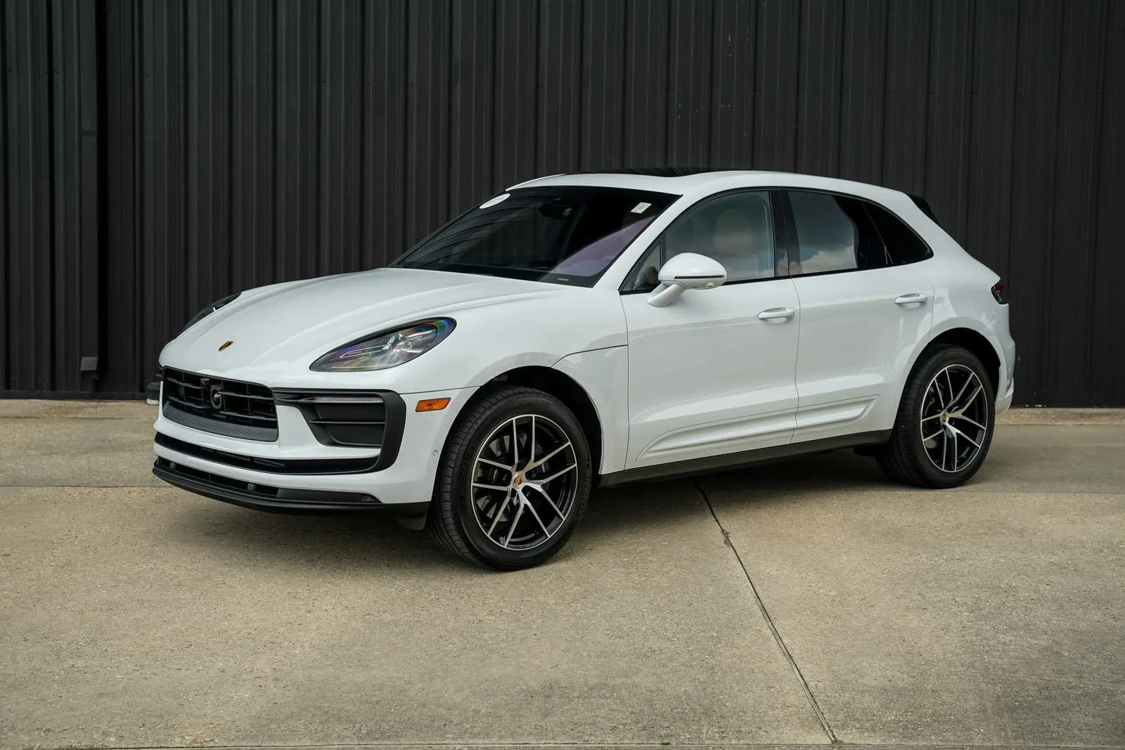 Certified 2023 Porsche Macan Turbo