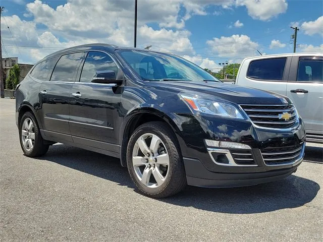 Used 2018 Nissan Rogue SV