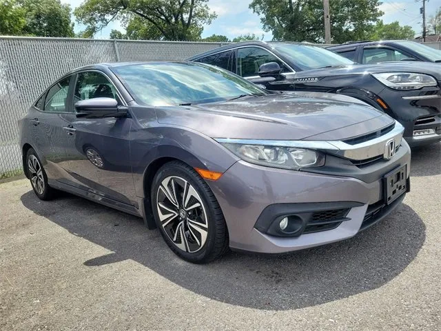 Used 2019 Chevrolet Traverse LT