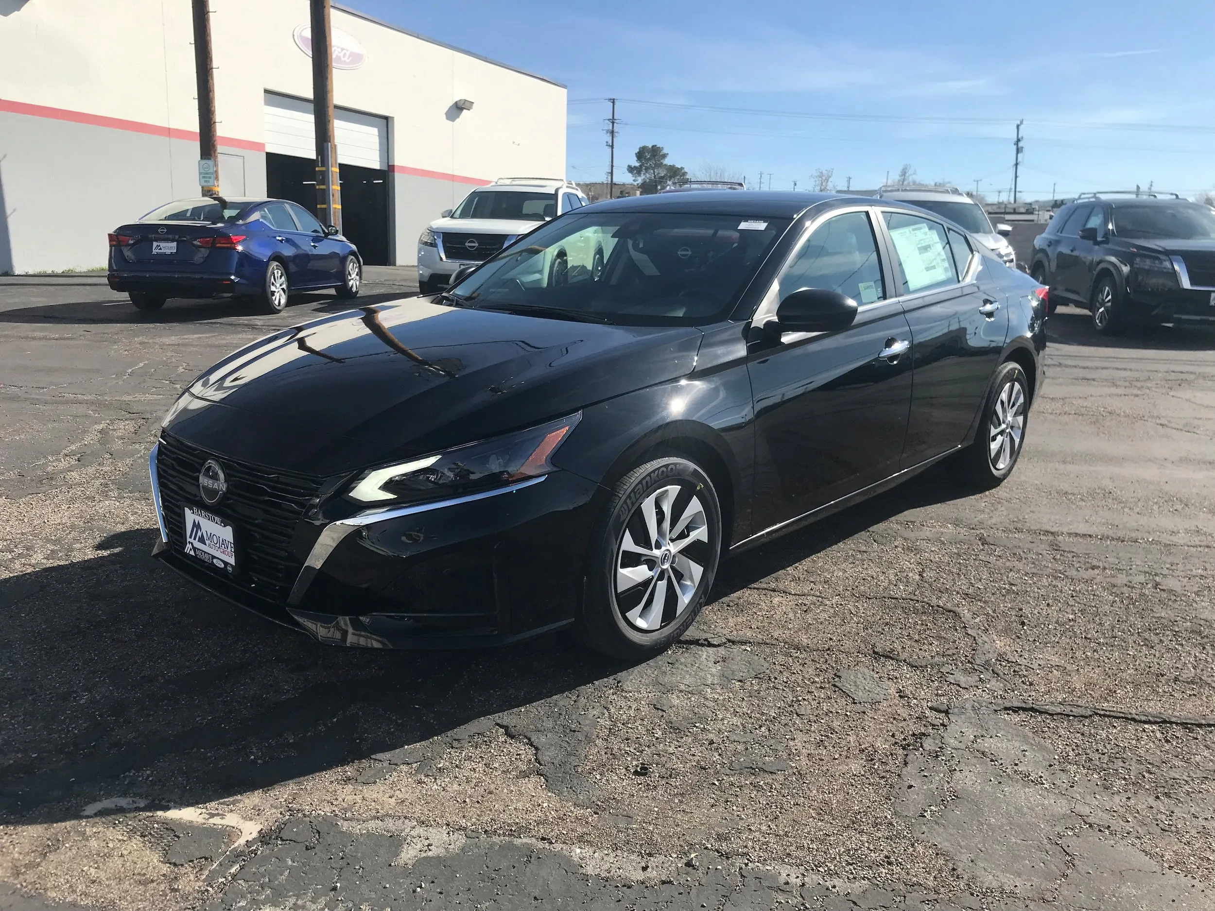 New 2024 Nissan Sentra SV w/ All-Weather Package