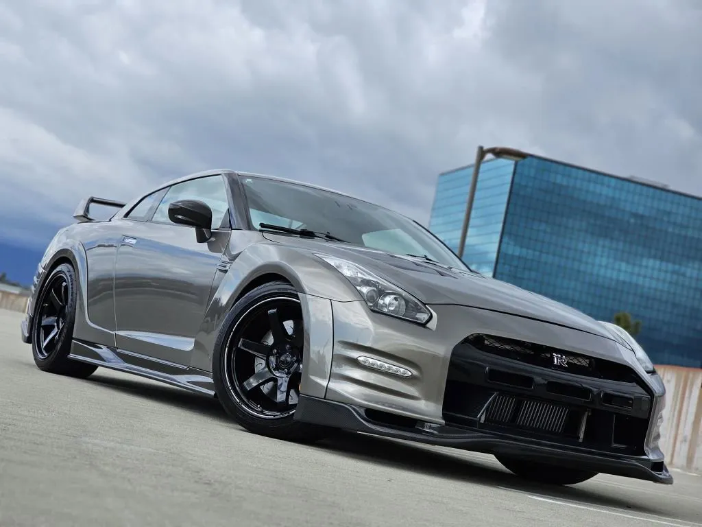 Used 2009 Nissan GT-R Premium