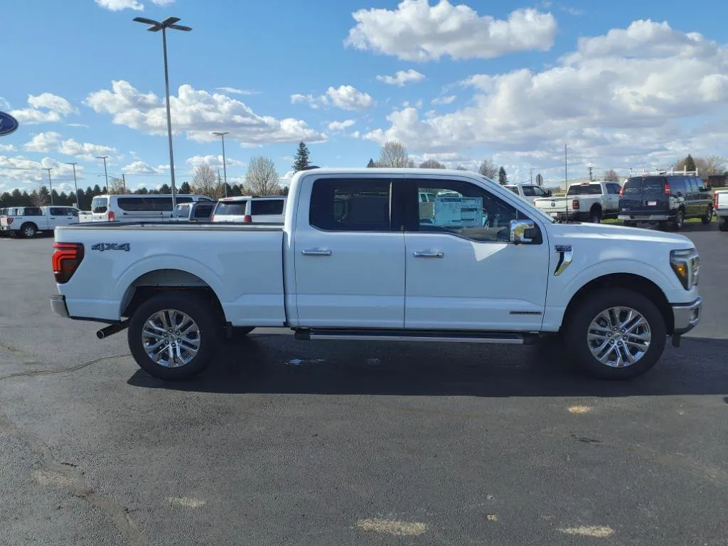 New 2024 Ford Ranger XLT w/ Equipment Group 301A High