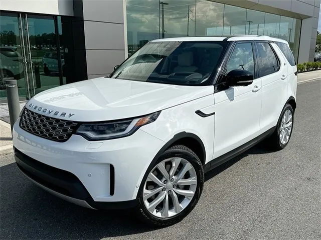 New 2024 Land Rover Range Rover Velar Dynamic SE