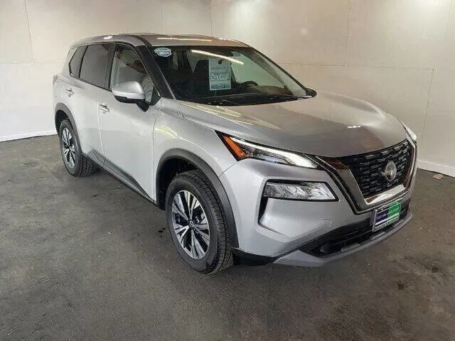 Used 2023 Nissan Rogue SV