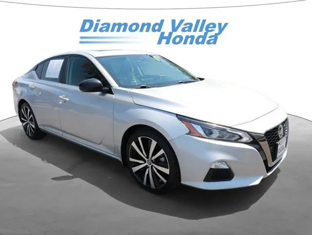 Used 2021 Nissan Altima 2.5 SR w/ SR Premium Package