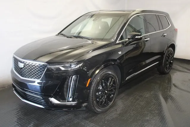 New 2024 Cadillac XT4 Sport