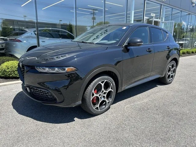 New 2024 Alfa Romeo Stelvio Veloce