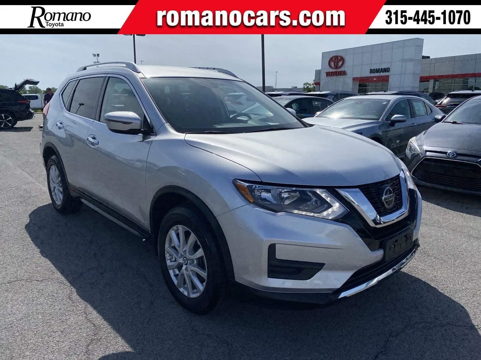 Used 2018 Nissan Rogue SV