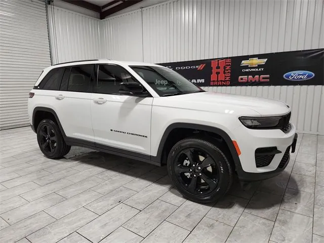 New 2023 Dodge Charger SXT w/ Blacktop Package