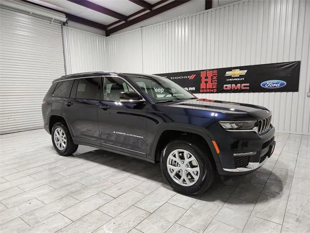 New 2024 Jeep Grand Cherokee L Laredo