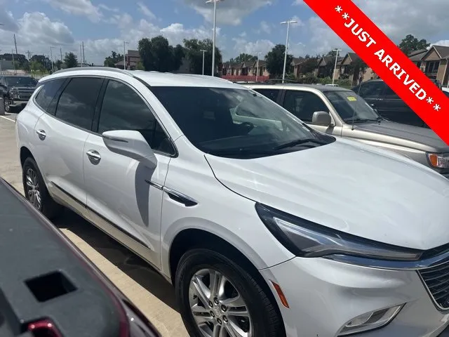 Used 2022 Buick Enclave Essence