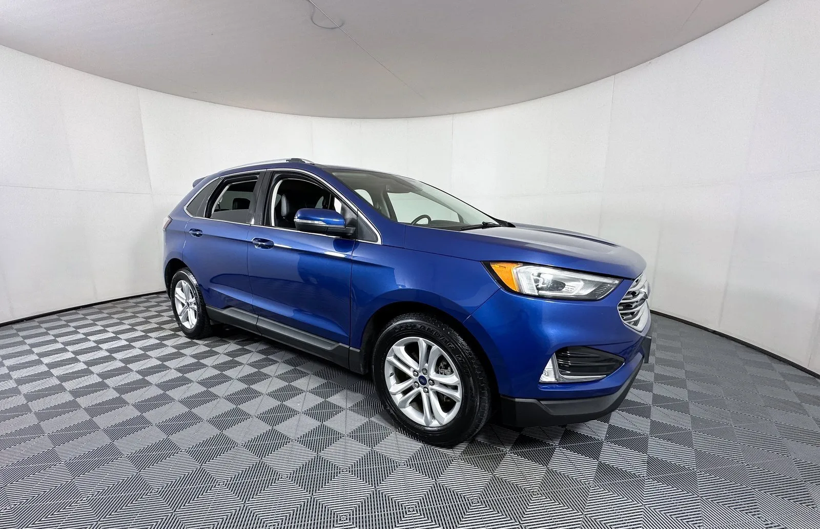 Used 2018 Ford Edge SE