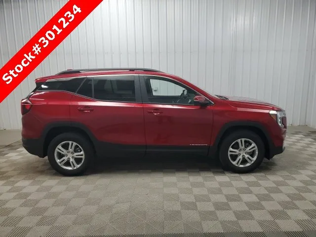 New 2025 Chevrolet Trax RS w/ Sunroof Package