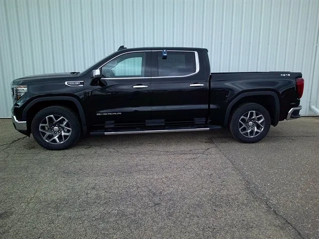 New 2024 Chevrolet Silverado 1500 LT w/ Z71 Off-Road Package