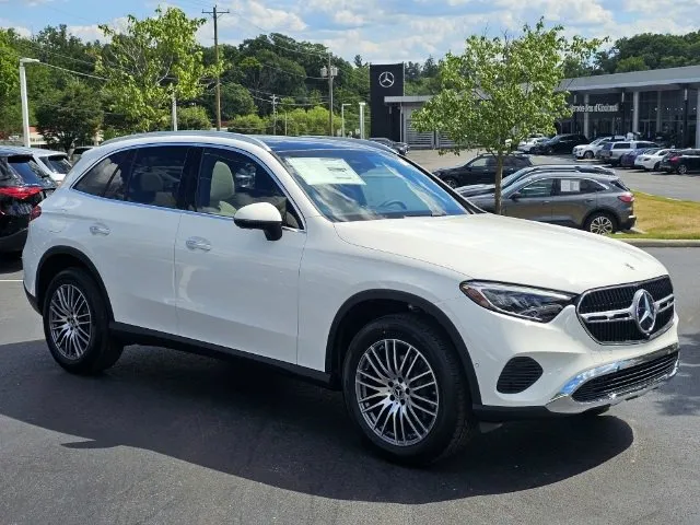 New 2024 Mercedes-Benz GLC 300 4MATIC