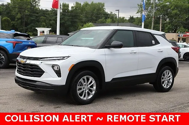 New 2025 Chevrolet Trax RS w/ Driver Confidence Package