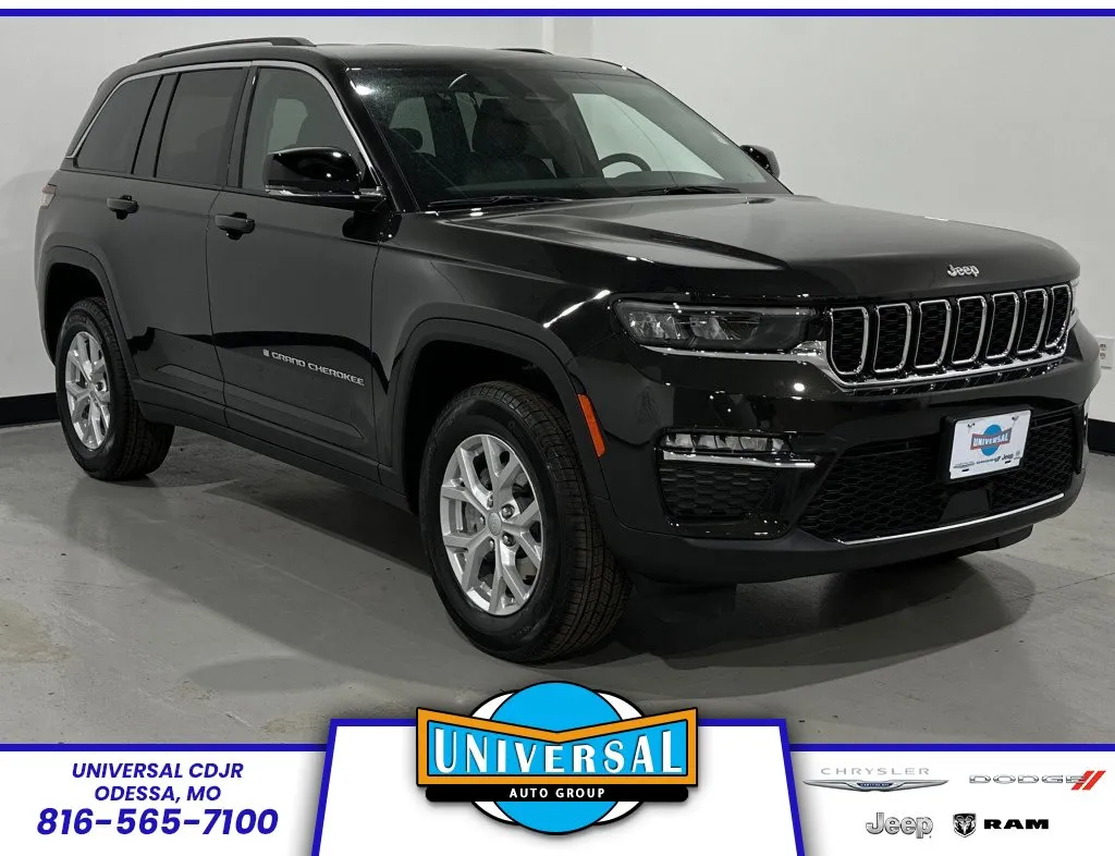 New 2024 Jeep Compass Latitude w/ Sun and Sound Group