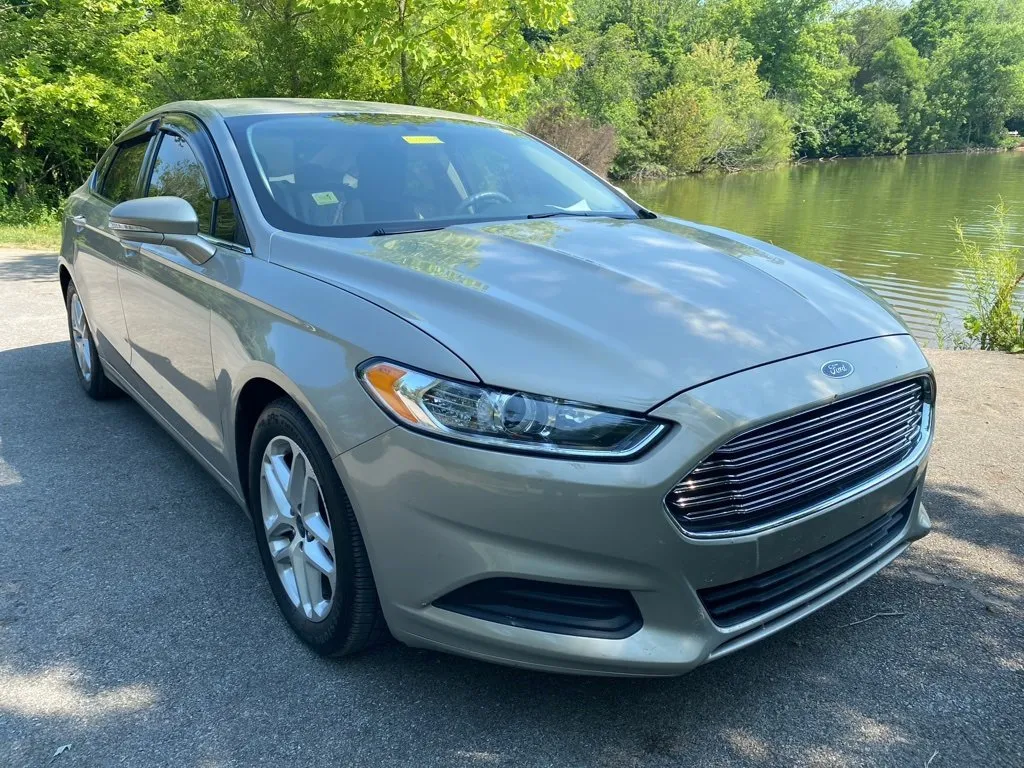 Used 2014 Ford Fusion SE