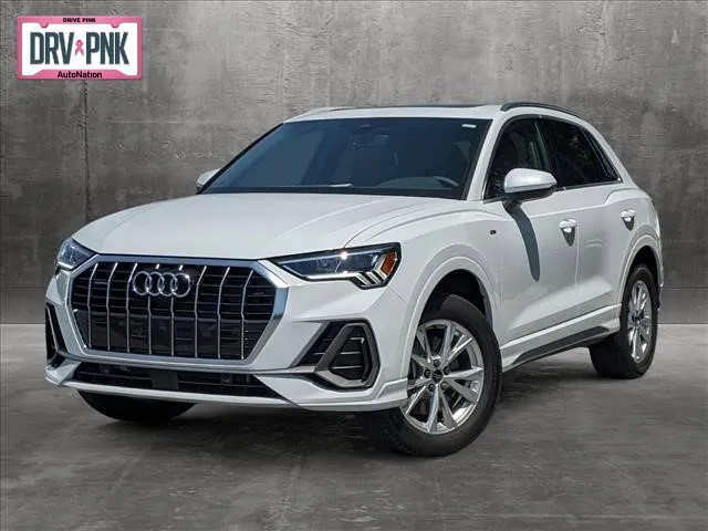 New 2024 Audi Q3 2.0T Premium