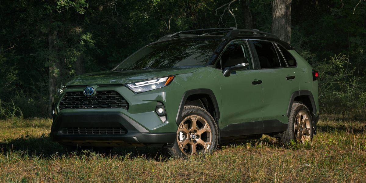 2024 Toyota RAV4: A Familiar Face with Fresh Options